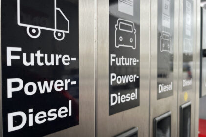 Deutschland macht den Weg für Dieselalternativen frei. Ab Mai soll HVO100 und B10 Diesel an den Tankstellen erhältlich sein | Foto: M.-S. Kreplin